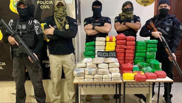 Polícia Civil apreende em Feijó mais de 100kg de pasta base de cocaína na BR-364; Carga é avaliada em aproximadamente R$ 2,5 milhões